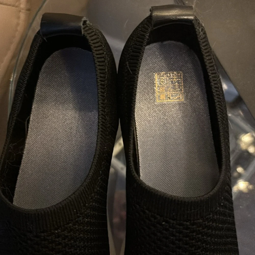 Black Slip-On Platform Sneakers for Women - Comfortable Knit Casual Shoe